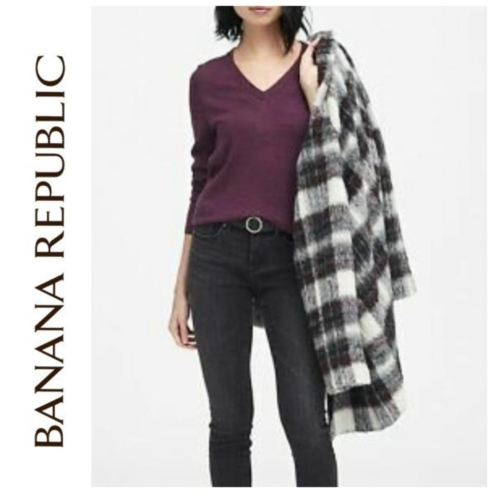 EUC Banana Republic Sweater